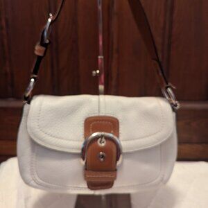 Y2K/vintage coach F13105 pebbled leather SOHO off white with tan shoulder bag